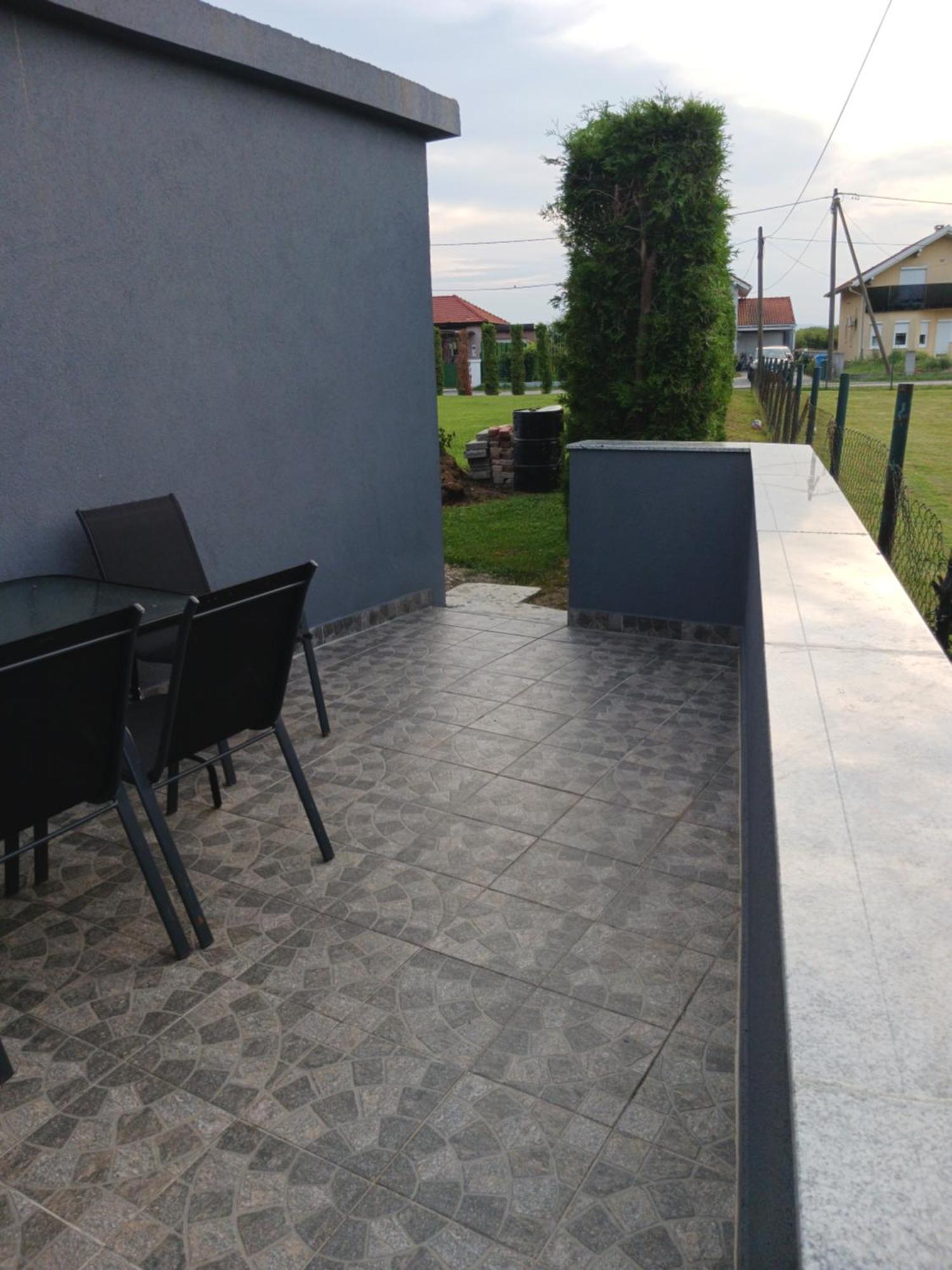 Maja Apartman *